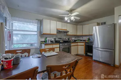 160 Dartmouth Street, Highland Park, NJ 08904 - Photo 1