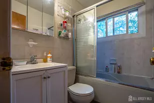 160 Dartmouth St, Highland Park, NJ 08904 - Photo 7