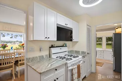 471 Beverly Drive, Aberdeen Township, NJ 07735 - Photo 11
