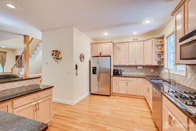 18 Lincoln Avenue, Highland Park, NJ 08904 - Photo 11