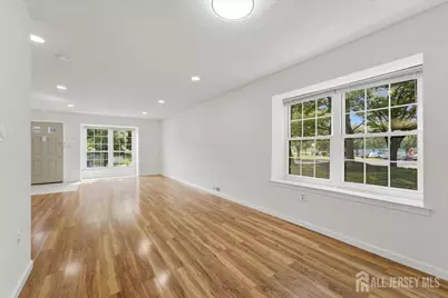 543 Manchester Court, Piscataway Township, NJ 08854 - Photo 5
