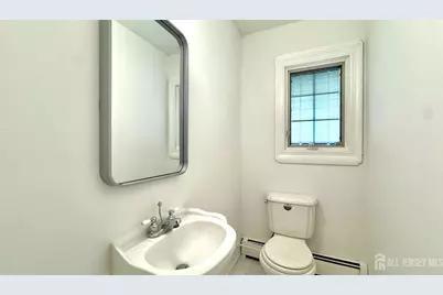 100 Dellwood Road, Edison, NJ 08820 - Photo 15