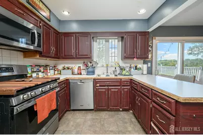 6 Emery Drive, Readington, NJ 08889 - Photo 7