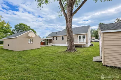 856 E Concourse, Aberdeen Township, NJ 07735 - Photo 21