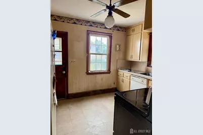 7 Winkler Road, Sayreville, NJ 08872 - Photo 5