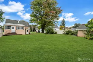 38 Susan Ln, East Brunswick Township, NJ 08816 - Photo 31