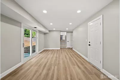 41 Oakwood Drive, Sayreville, NJ 08859 - Photo 13