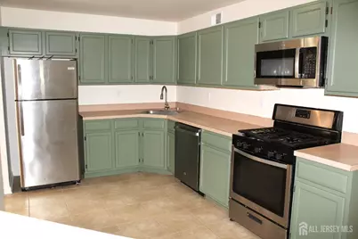 306 Plymouth Road, North Brunswick Township, NJ 08902 - Photo 11