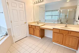 274 Valencia Dr, Monroe Township, NJ 08831 - Photo 39