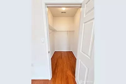 274 Valencia Drive, Monroe Township, NJ 08831 - Photo 11