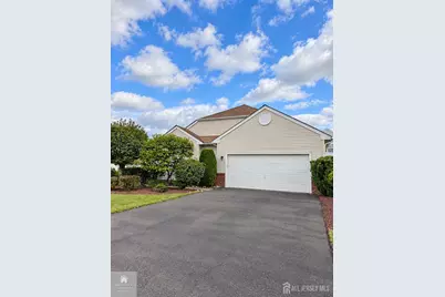 274 Valencia Drive, Monroe Township, NJ 08831 - Photo 5