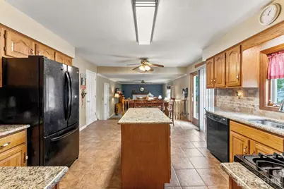 46 Meredith Road, Edison, NJ 08817 - Photo 15