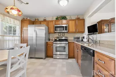 18 Carlisle Court, Old Bridge Township, NJ 08857 - Photo 5