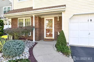 18 Carlisle Ct, Old Bridge Township, NJ 08857 - Photo 3