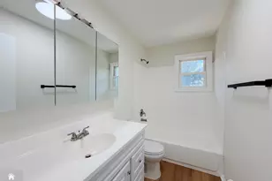 125 Bentley Ave, Old Bridge Township, NJ 08857 - Photo 5