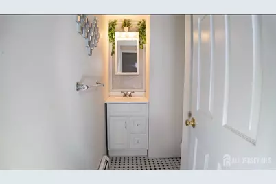 314 N Michigan Avenue, Kenilworth, NJ 07033 - Photo 21