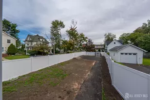 203 S Washington St, Dunellen, NJ 08812 - Photo 29