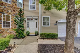 194 Shinnecock Dr, Manalapan Township, NJ 07726 - Photo 1