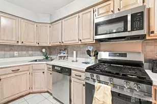 606 Jesse Way, Piscataway Township, NJ 08854 - Photo 9