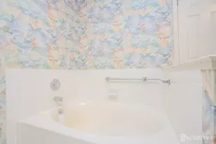 644 Nutley Dr, Monroe Township, NJ 08832 - Photo 33
