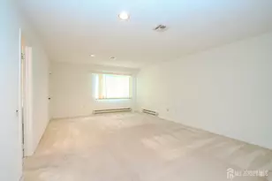 644 Nutley Dr, Monroe Township, NJ 08832 - Photo 27