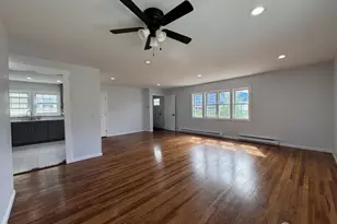 20 Noe St, Carteret, NJ 07008 - Photo 5