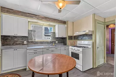 258 Whittier Avenue, Dunellen, NJ 08812 - Photo 13