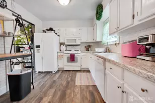 23 Wellington Ct, Sayreville, NJ 08872 - Photo 9