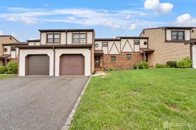 23 Wellington Court, Sayreville, NJ 08872 - Photo 1