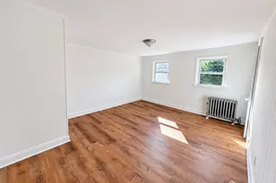 64 2nd St, Woodbridge Township, NJ 07095 - Photo 5