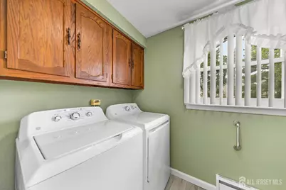 420 Newport Way, Monroe Township, NJ 08831 - Photo 35