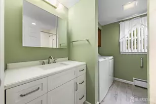 420 Newport Way, Monroe Township, NJ 08831 - Photo 33