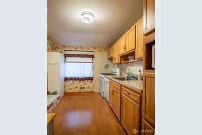 45 Bradford Road, East Brunswick Township, NJ 08816 - Photo 7