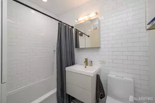 119 Collard St, Jersey City, NJ 07306 - Photo 15