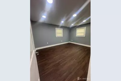 560 Union Avenue, Middlesex, NJ 08846 - Photo 11