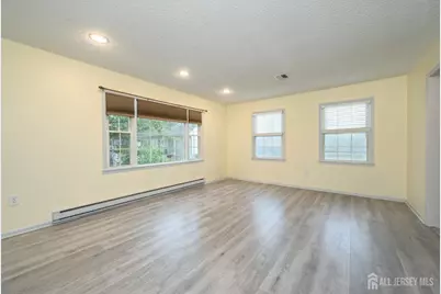 355 Old Nassau Road, Monroe Township, NJ 08831 - Photo 7