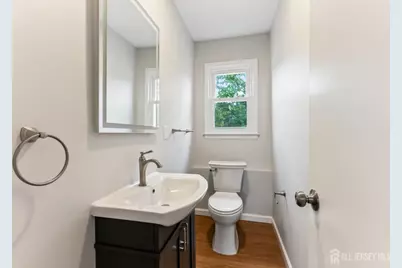 273 W Indiana Avenue, Iselin, NJ 08830 - Photo 23