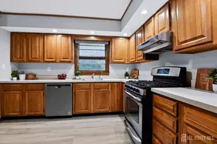 34 Harkins Rd, Milltown, NJ 08850 - Photo 7