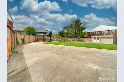 32-A Woodedge Avenue #8, Edison, NJ 08817 - Photo 3