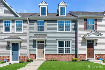 63 American Way, Aberdeen Township, NJ 07721 - Photo 3