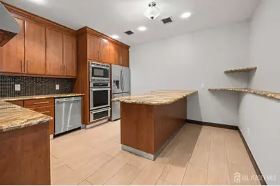 165 N Broadway #B, South Amboy, NJ 08879 - Photo 5