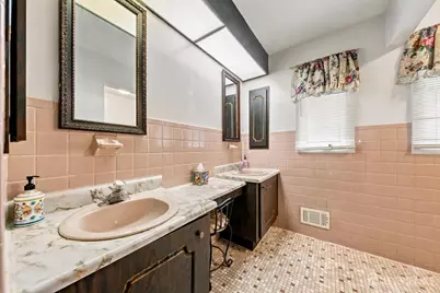 1 Hidden Lake Drive, North Brunswick Township, NJ 08902 - Photo 17
