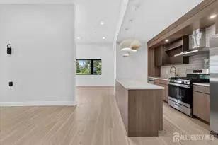 810 N 2nd Ave, Highland Park, NJ 08904 - Photo 13