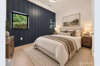 810 N 2nd Avenue #2, Highland Park, NJ 08904 - Photo 5