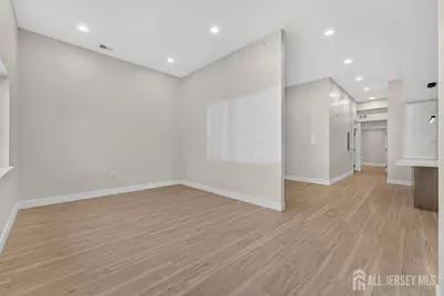810 N 2nd Avenue #3, Highland Park, NJ 08904 - Photo 7