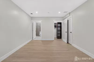 810 N 2nd Avenue #3, Highland Park, NJ 08904 - Photo 17