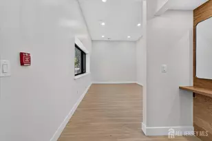 810 N 2nd Ave, Highland Park, NJ 08904 - Photo 5