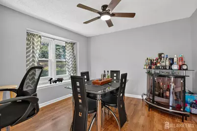 51 Woodmere Drive, Sayreville, NJ 08859 - Photo 9