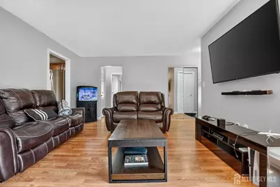 51 Woodmere Drive, Sayreville, NJ 08859 - Photo 7