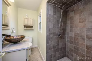 311 Oak Pkwy, Dunellen, NJ 08812 - Photo 15